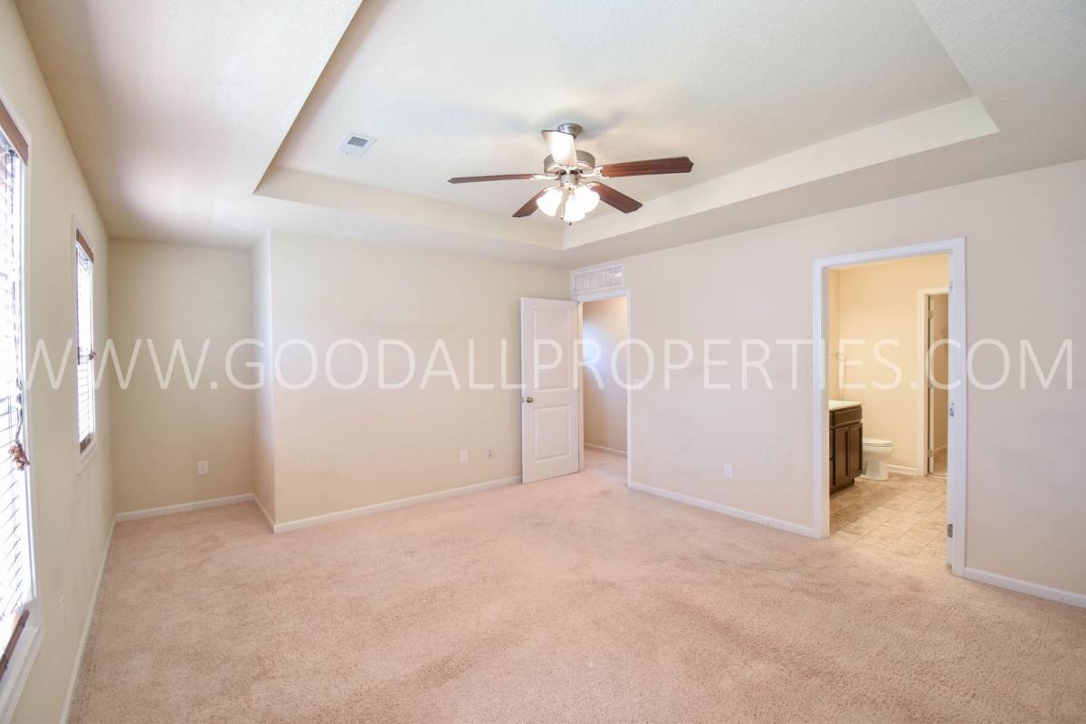 Townhouse for rent at 9135 Coneflower Dr, West Des Moines, IA 50266