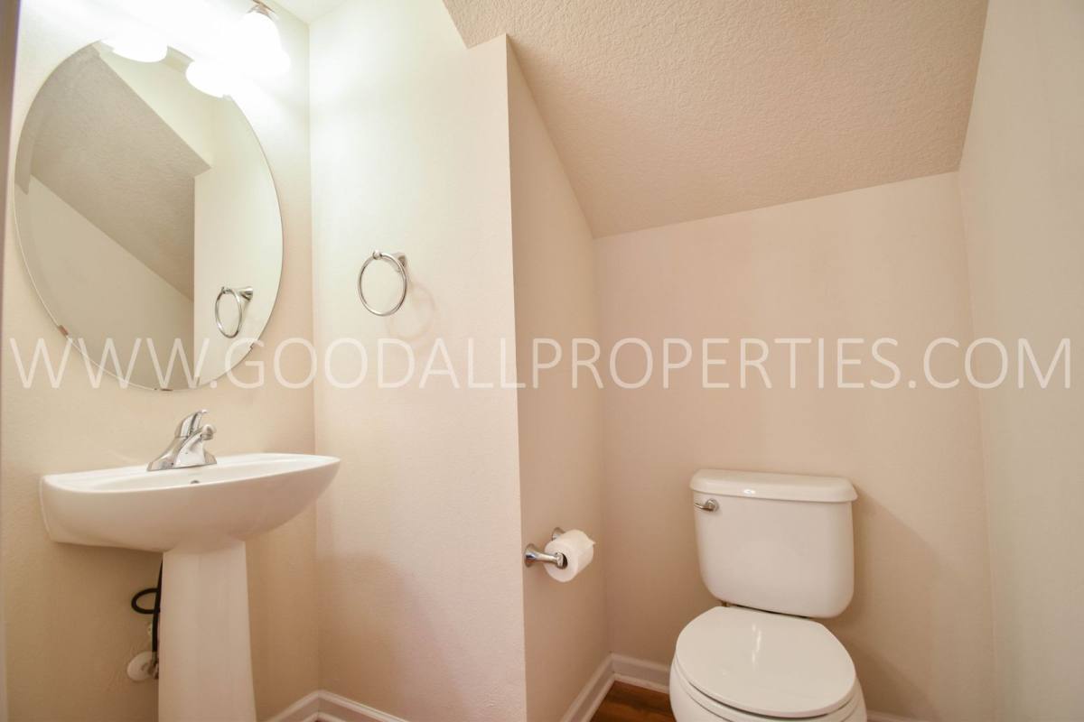 Townhouse for rent at 9135 Coneflower Dr, West Des Moines, IA 50266