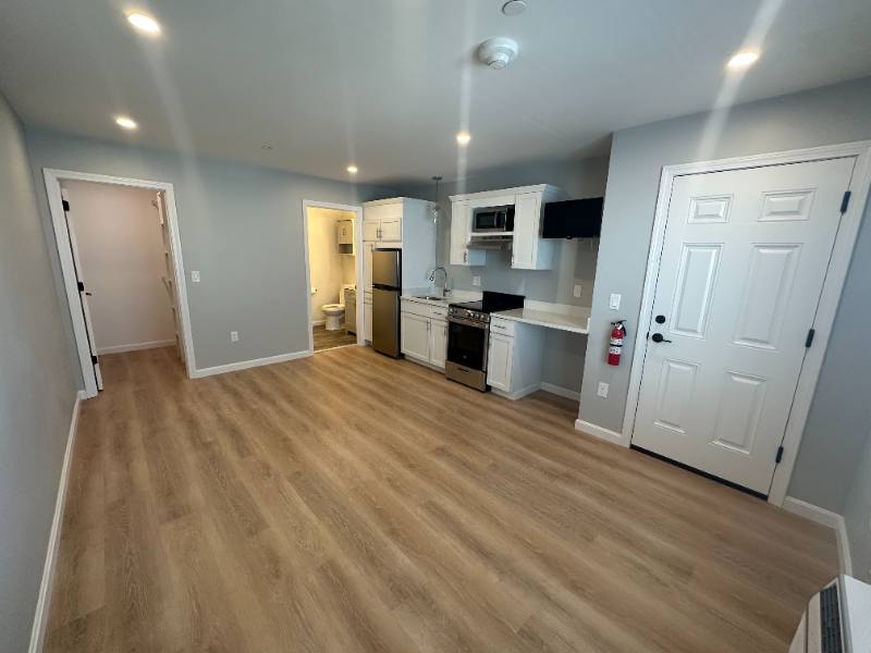 Apartment for rent at 528 Ocean Blvd #8, Hampton, NH 03842