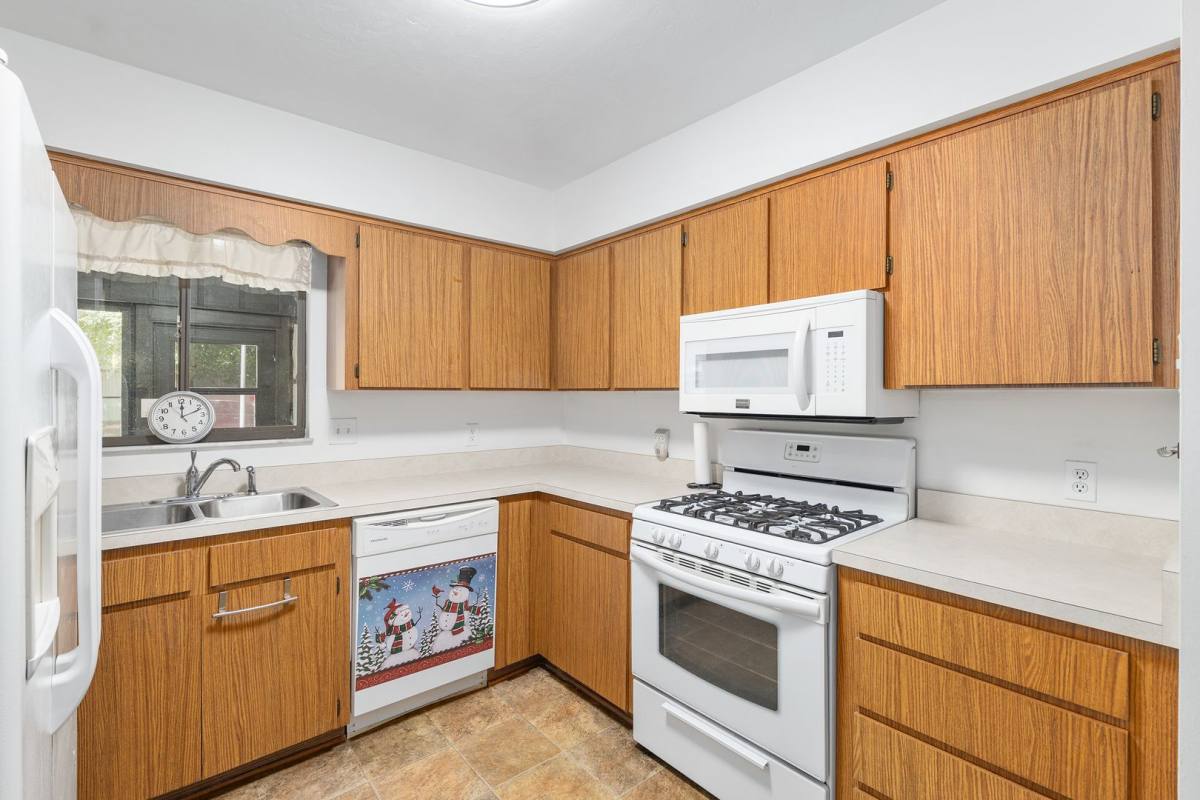 House for rent at 8479 NW 38th Dr, Gainesville, FL 32653