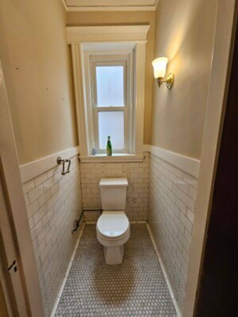 House for rent at 5 Euston #2, Brookline, MA 02446