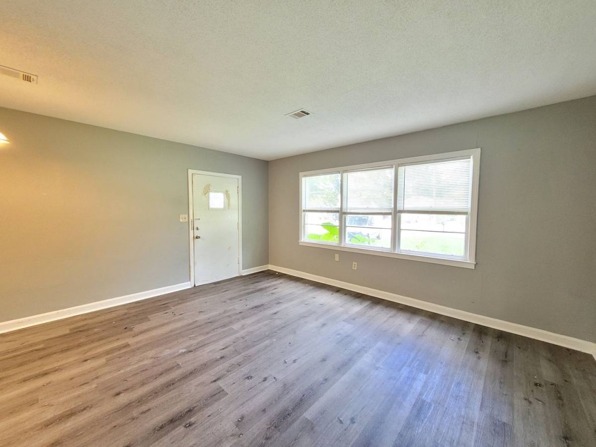 House for rent at 406 N S St, Pensacola, FL 32505