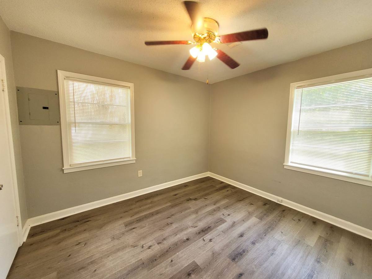 House for rent at 406 N S St, Pensacola, FL 32505