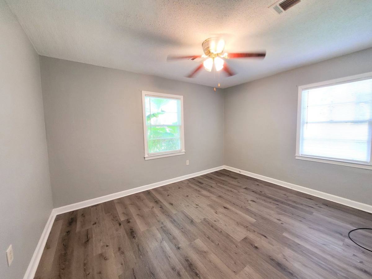 House for rent at 406 N S St, Pensacola, FL 32505