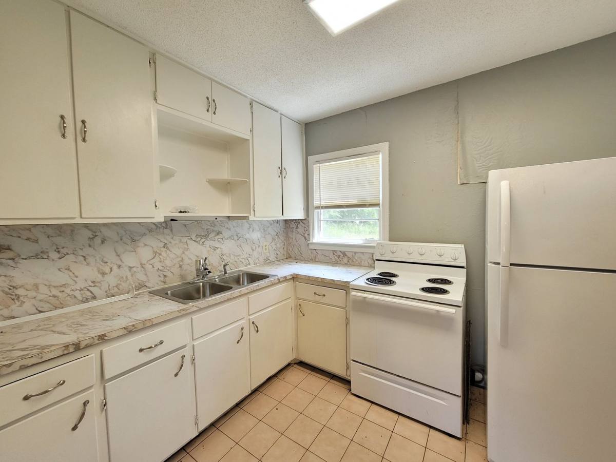 House for rent at 406 N S St, Pensacola, FL 32505