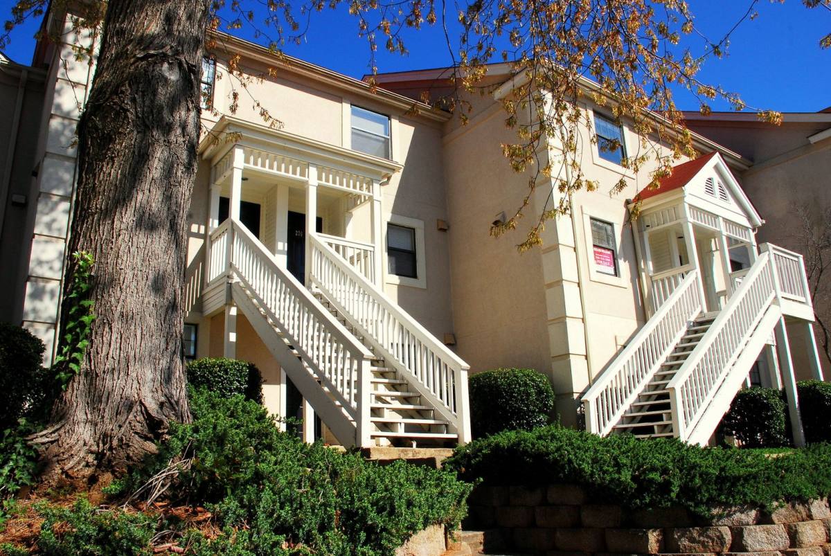 Condo for rent at 210 Appleby Dr, Athens, GA 30605