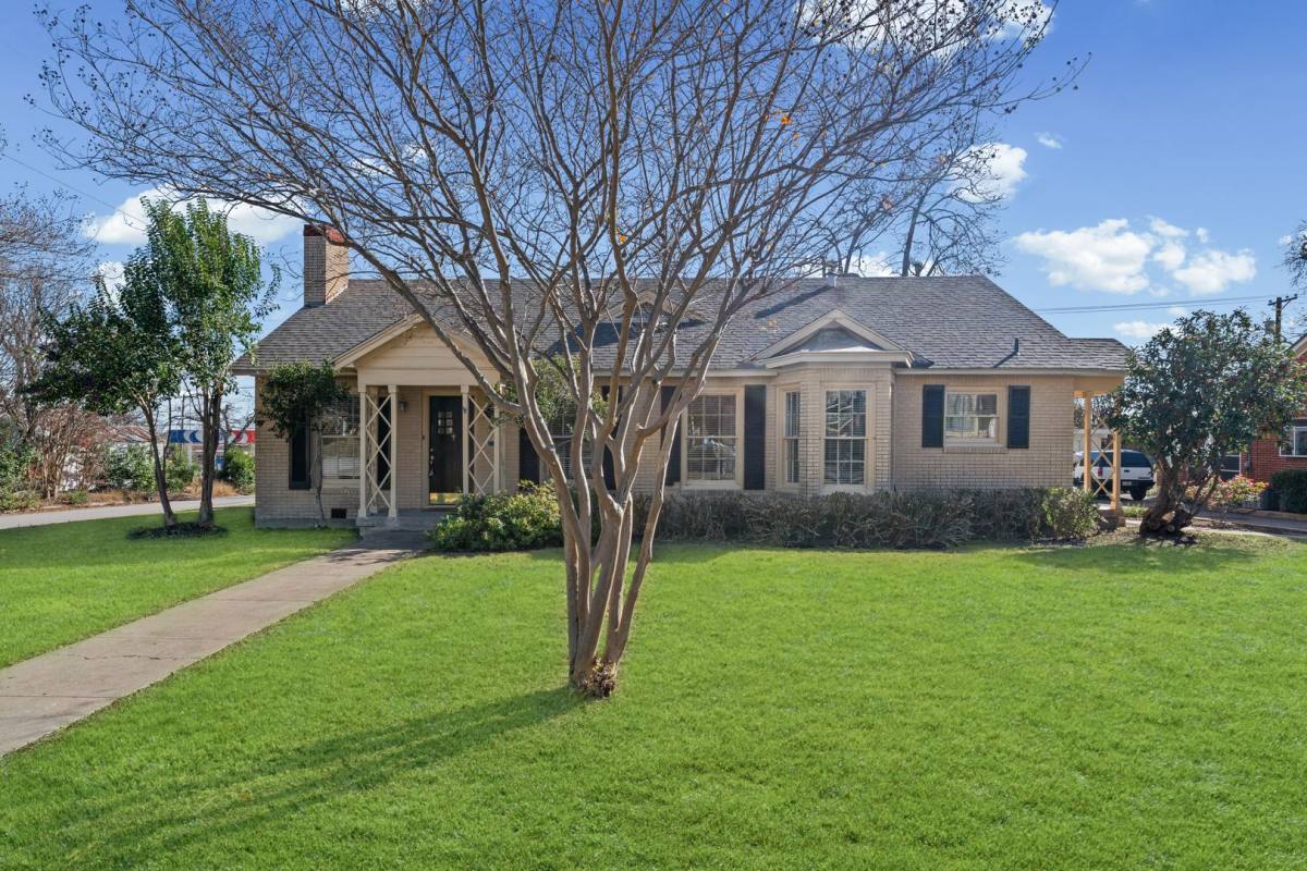 House for rent at 1919 N 7th St, Temple, TX 76501