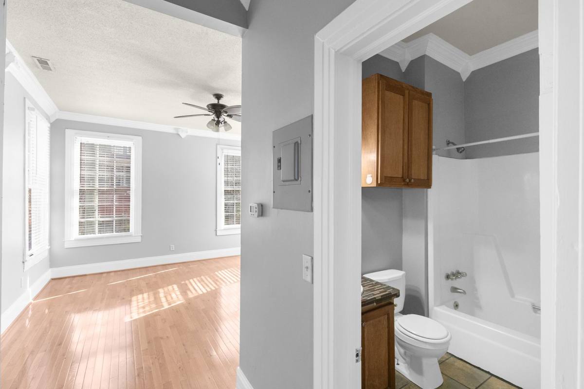 Apartment for rent at 1171 14th Ave S, Birmingham, AL 35205