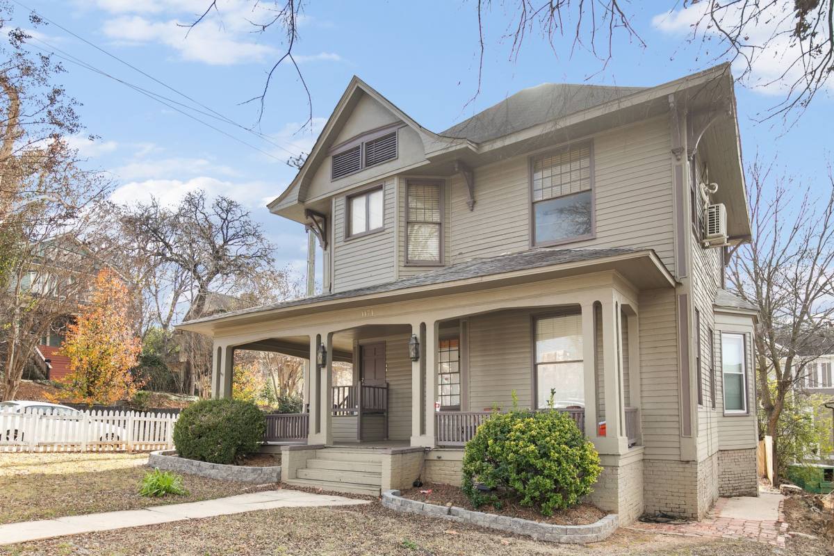 Apartment for rent at 1171 14th Ave S, Birmingham, AL 35205