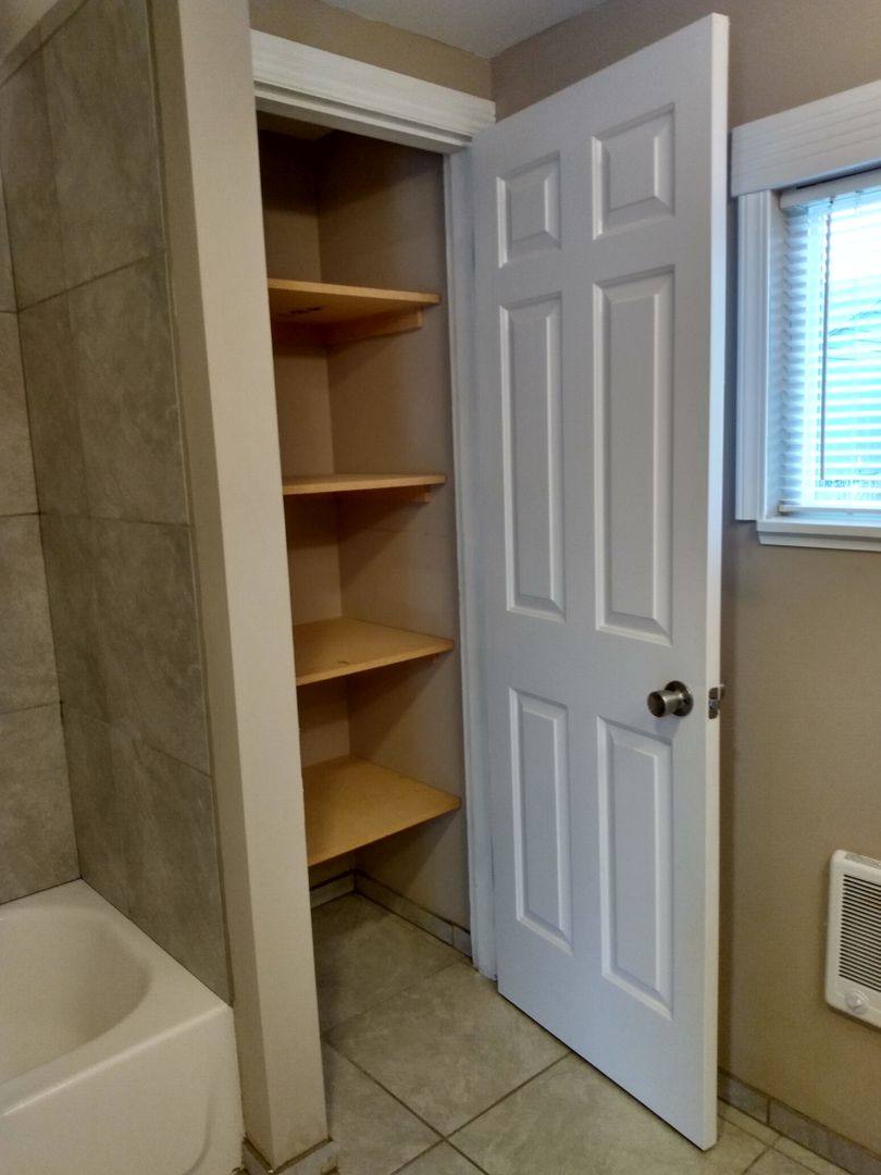 Apartment for rent at 1008 Stockwell, Aberdeen, WA 98520