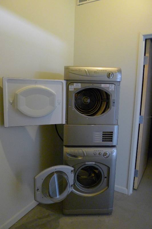 Apartment for rent at 41 Burroughs #405, Detroit, MI 48202