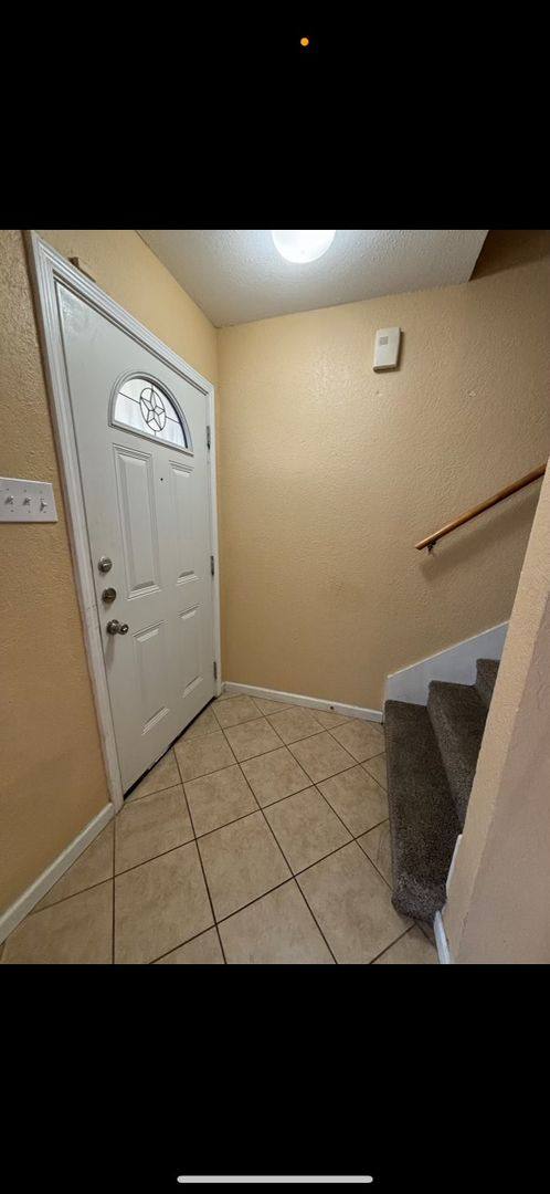 Apartment for rent at 1302 Monroe Lp, Killeen, TX 76543