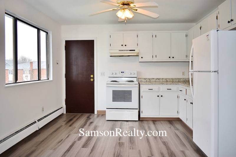 Apartment for rent at 41 Woodward #3, East Providence, RI 02914