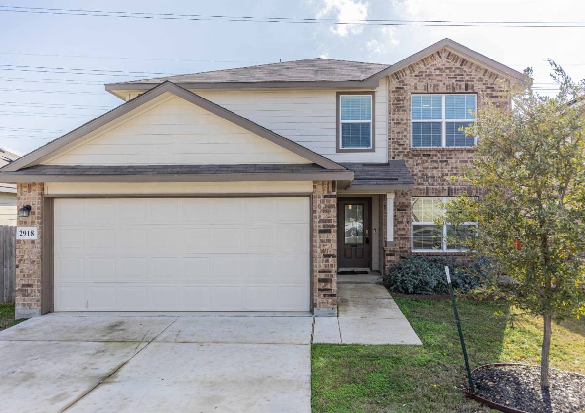 House for rent at 2918 Lindenwood Run, San Antonio, TX 78245