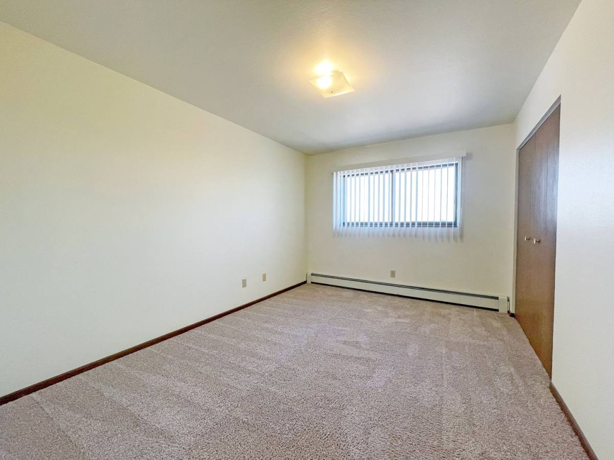 Apartment for rent at 1112 32nd Ave SW, Minot, ND 58701
