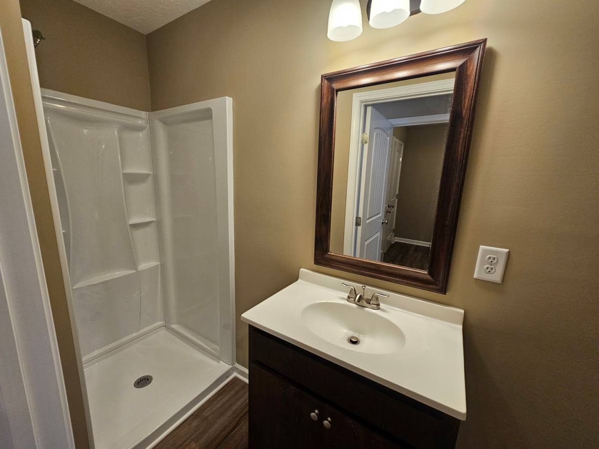 Townhouse for rent at 517 Weaver St, Tullahoma, TN 37388