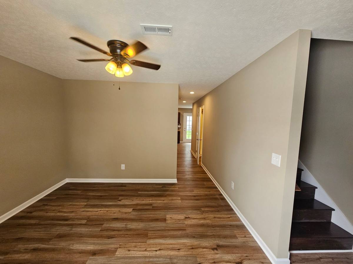 Townhouse for rent at 517 Weaver St, Tullahoma, TN 37388