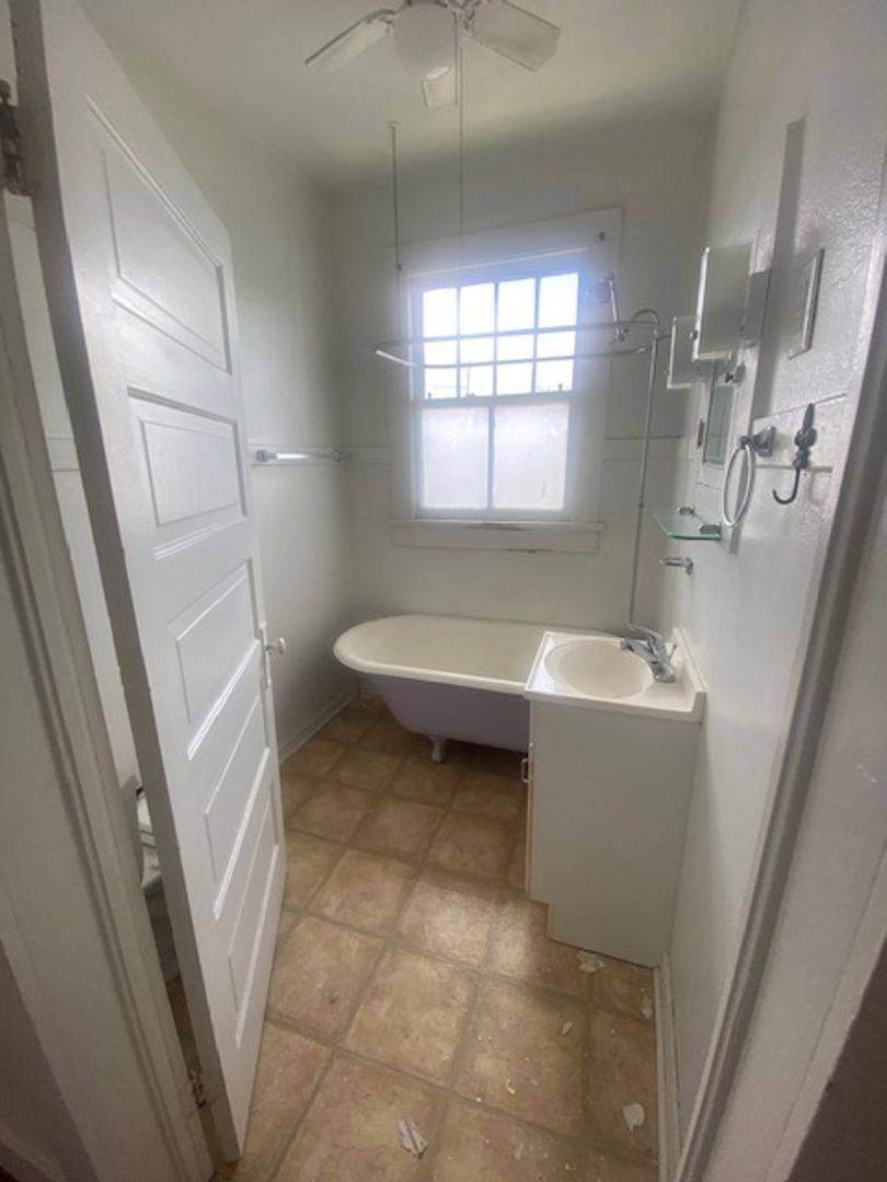 Apartment for rent at 4616 Conti St, New Orleans, LA 70119