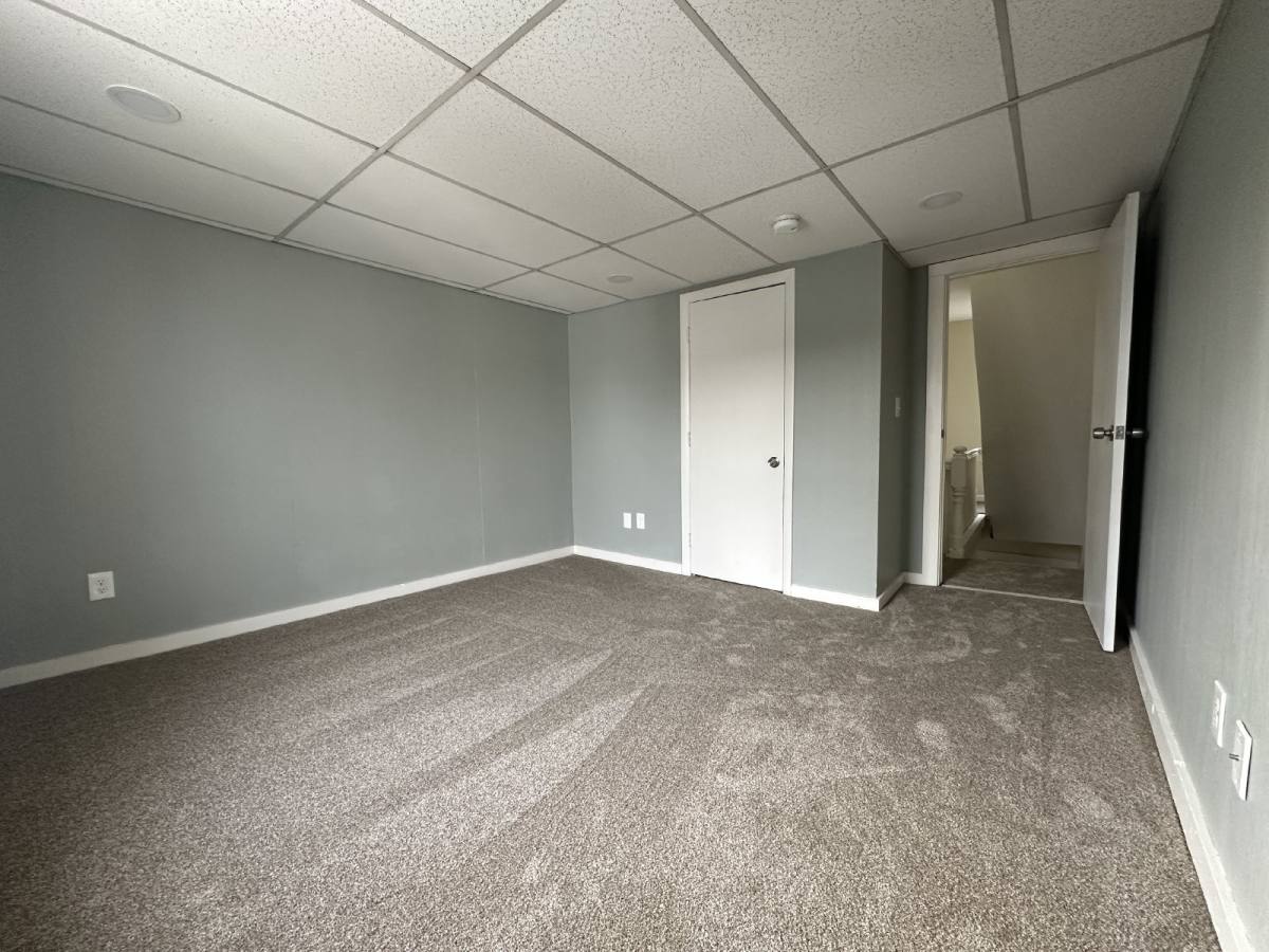 Townhouse for rent at 17 Park St, Dover, NH 03820