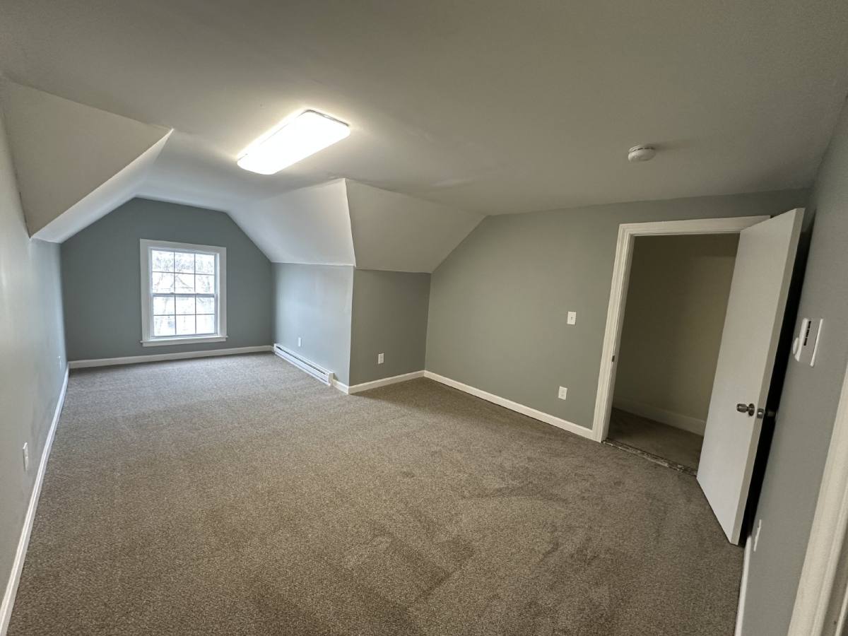 Townhouse for rent at 17 Park St, Dover, NH 03820