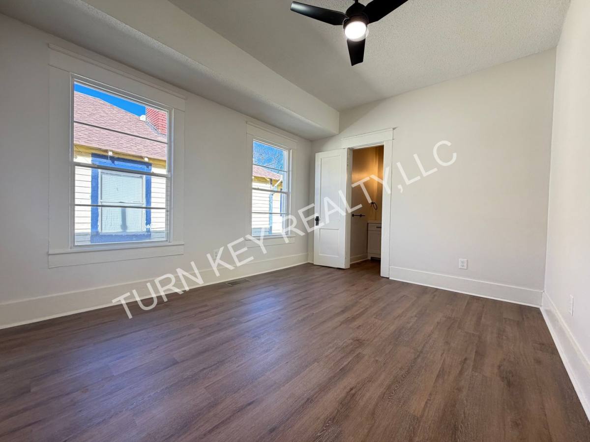 House for rent at 219 47th Place N, Birmingham, AL 35212