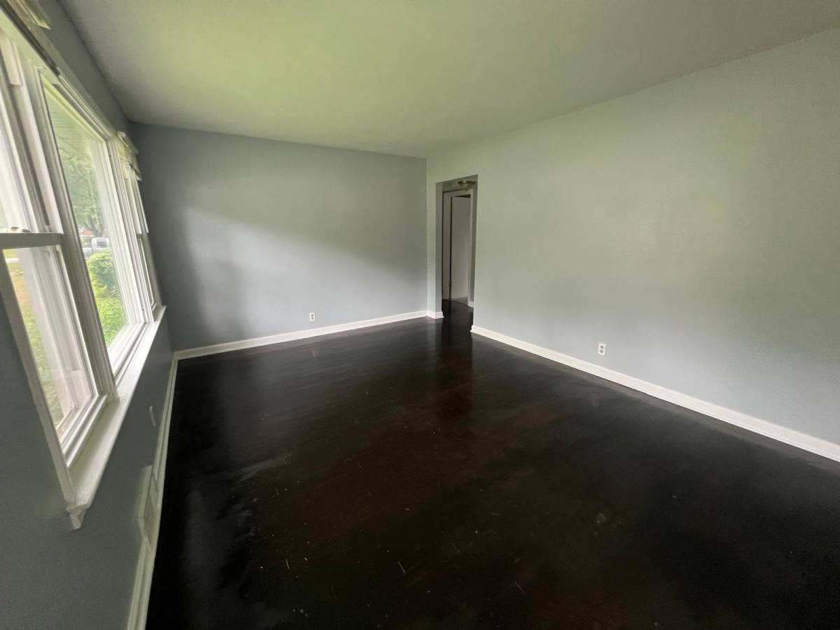 House for rent at 9112 Belcour Dr, Saint Louis, MO 63121