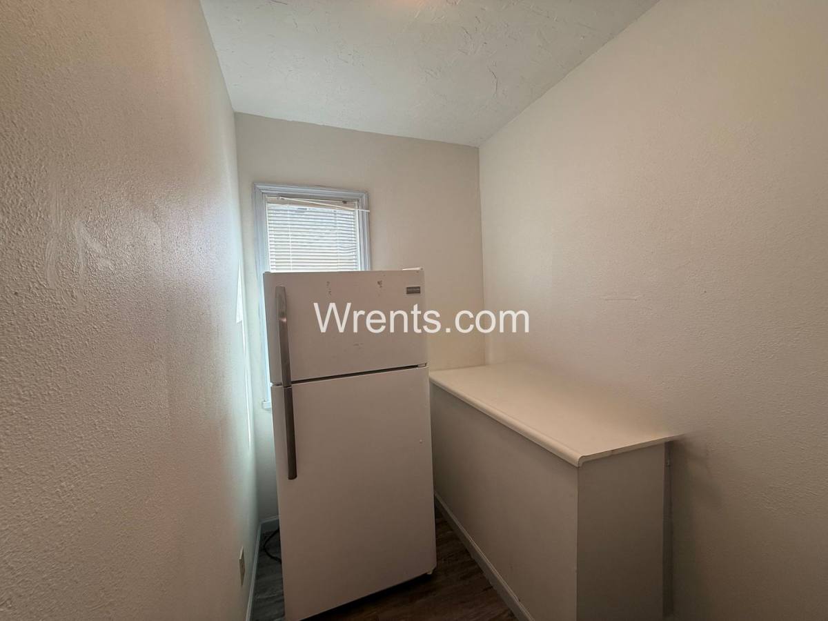 Apartment for rent at 1007 W Frederick, Spokane, WA 99205