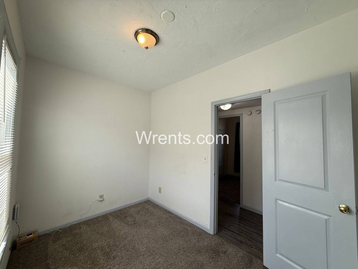 Apartment for rent at 1007 W Frederick, Spokane, WA 99205