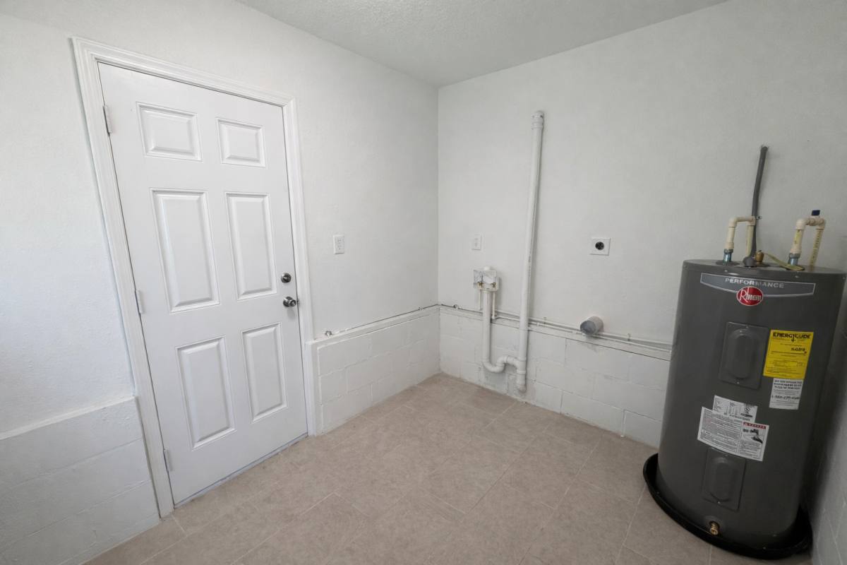 House for rent at 3512 Broadway Ave, Jacksonville, FL 32254