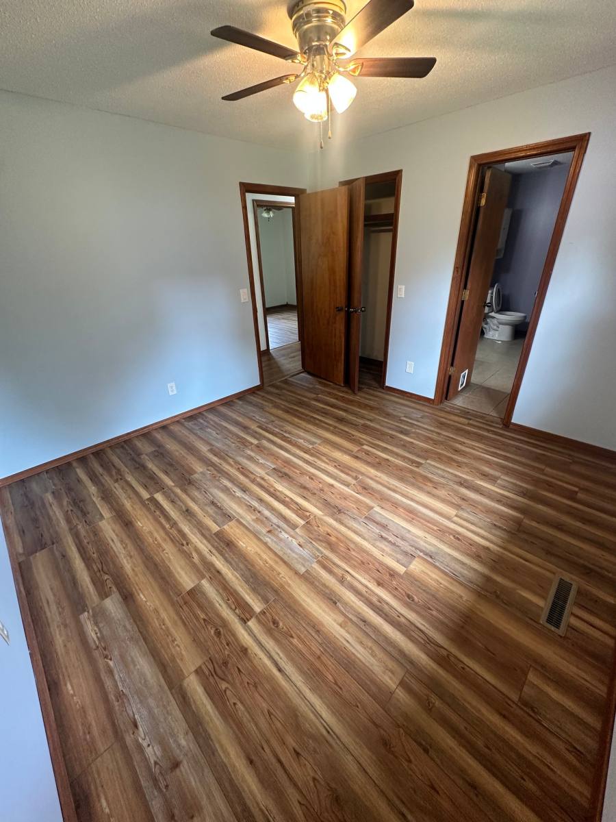 House for rent at 404 E Elm St, Nixa, MO 65714