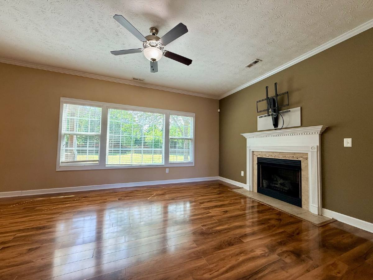 House for rent at 422 Jamestown Ave, Fayetteville, NC 28303