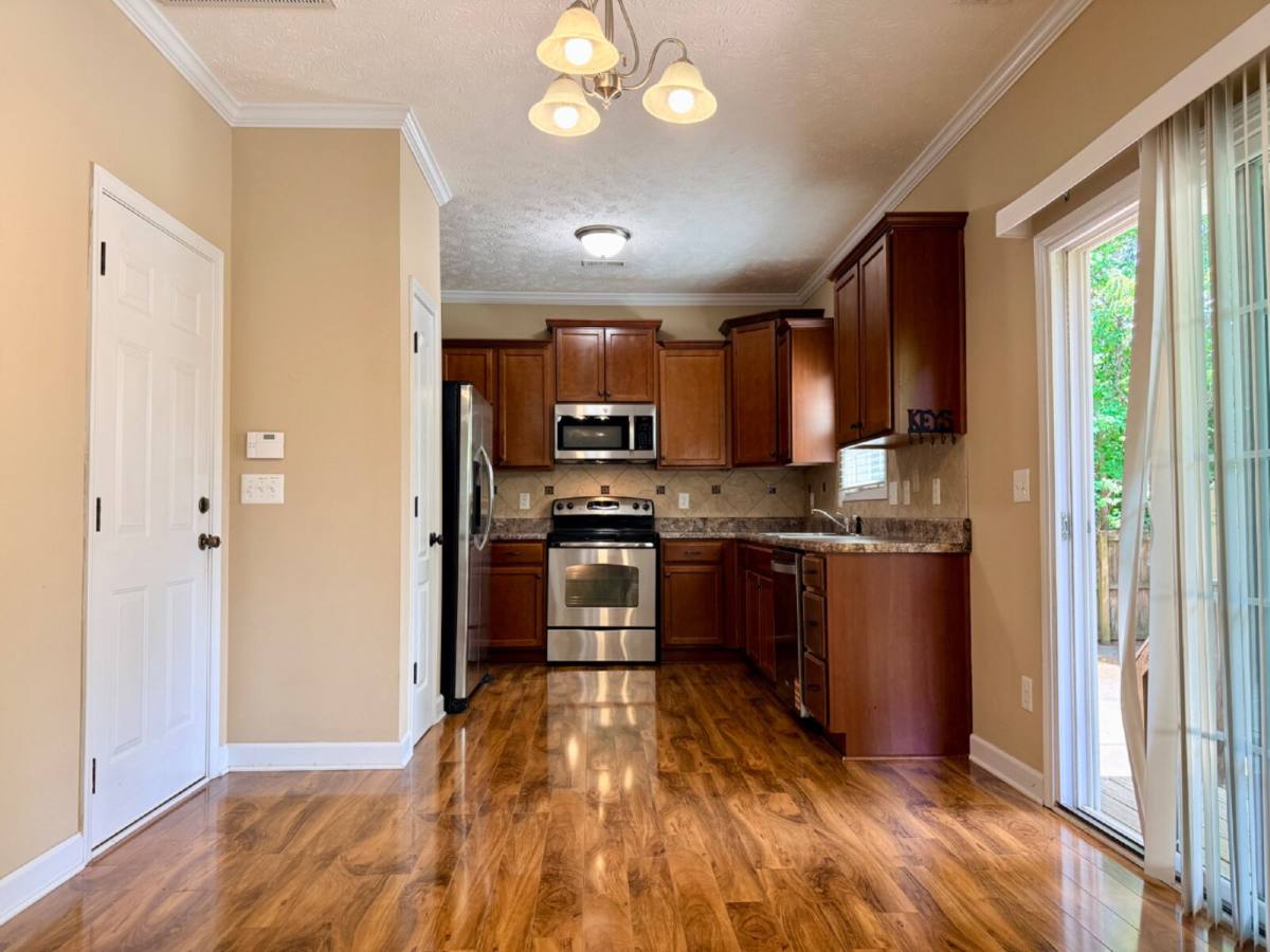 House for rent at 422 Jamestown Ave, Fayetteville, NC 28303