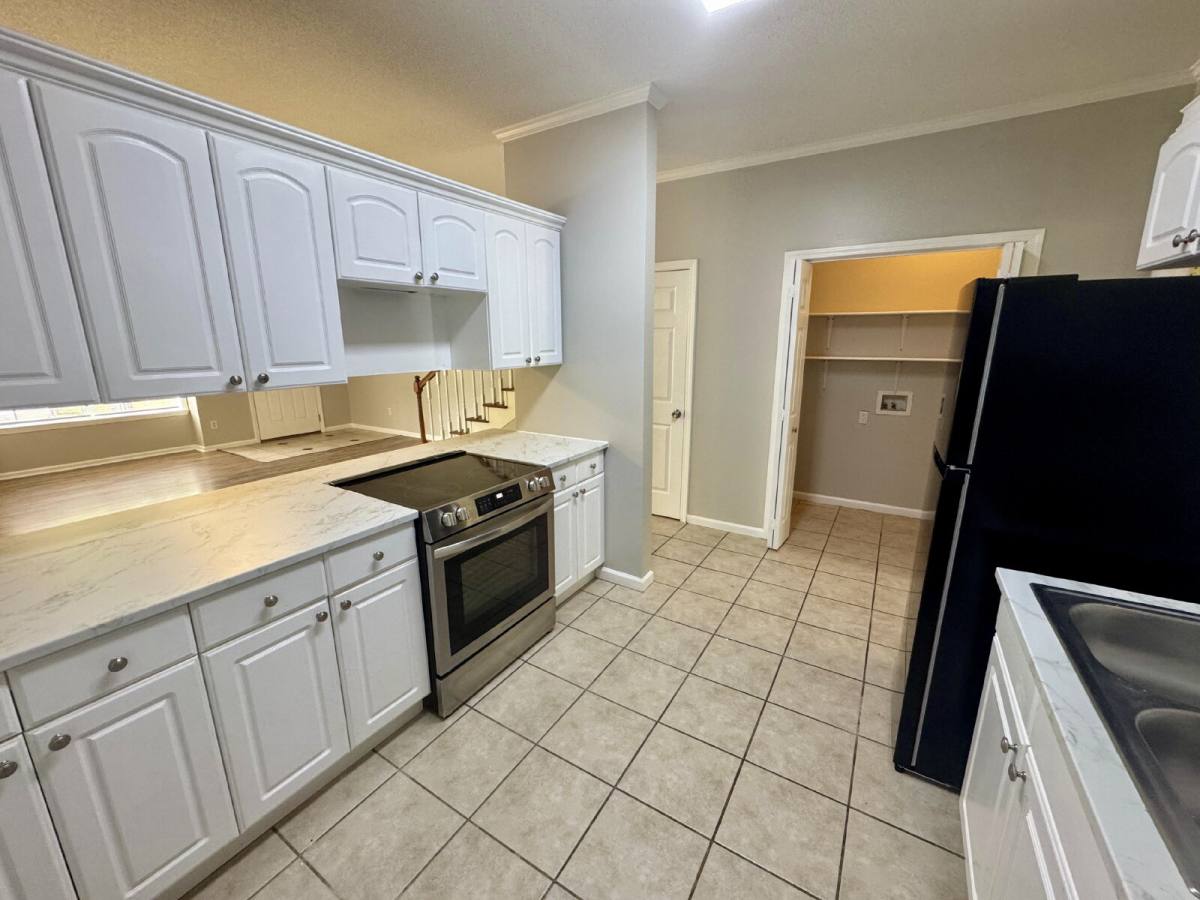 Apartment for rent at 803 E Adams St #3, Dothan, AL 36303