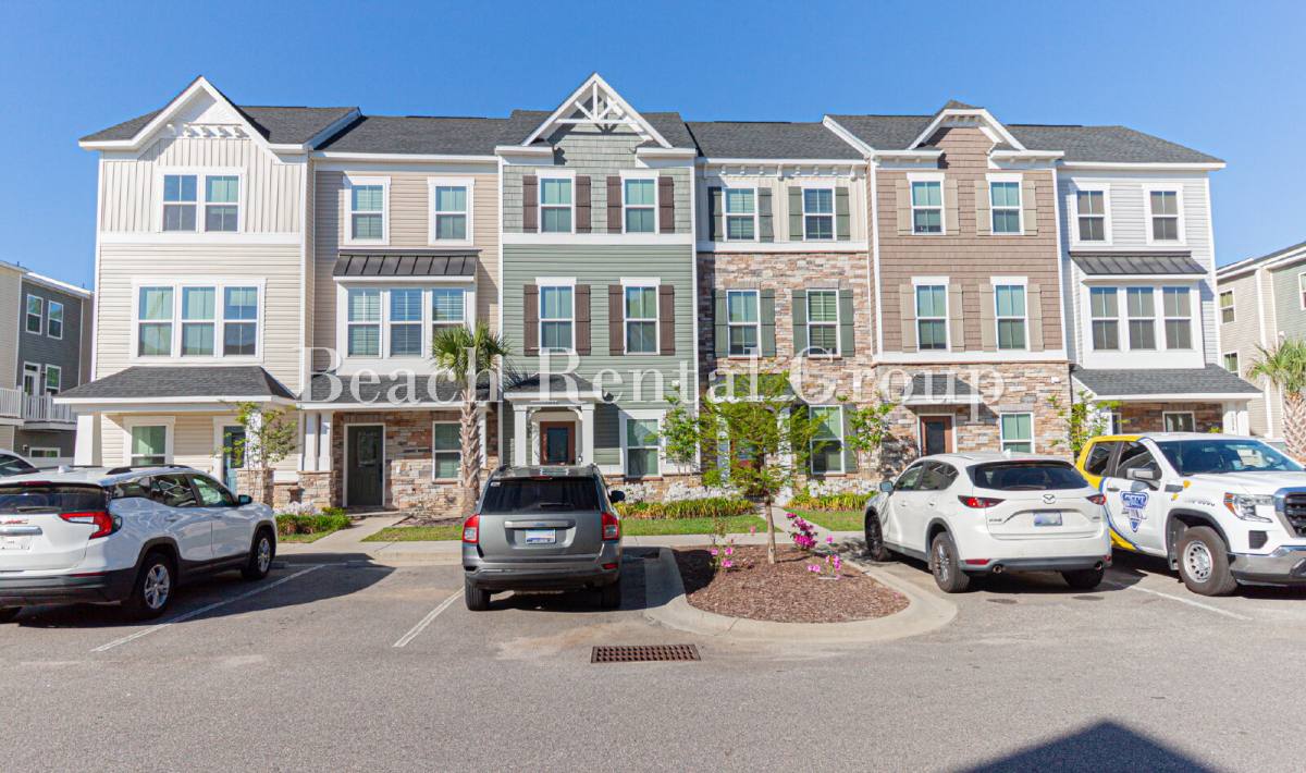 Townhouse for rent at 303 Golan Circle #F, Myrtle Beach, SC 29579