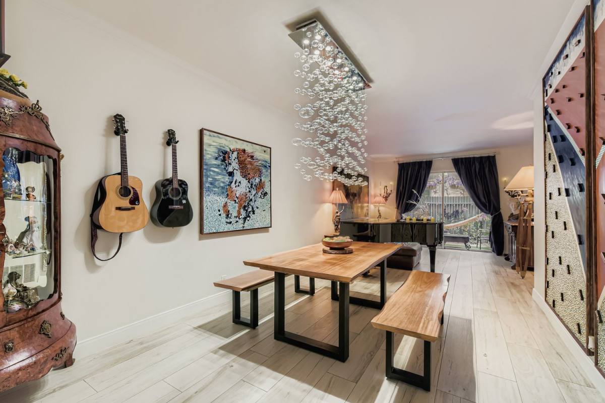 Townhouse for rent at 7711 Broadway St #1C, San Antonio, TX 78209