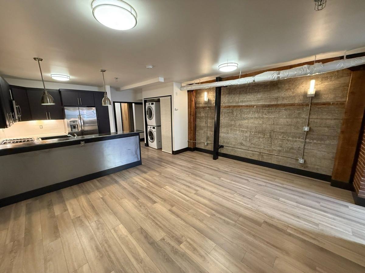 Apartment for rent at 160 Liberty St NE #M20, Salem, OR 97301