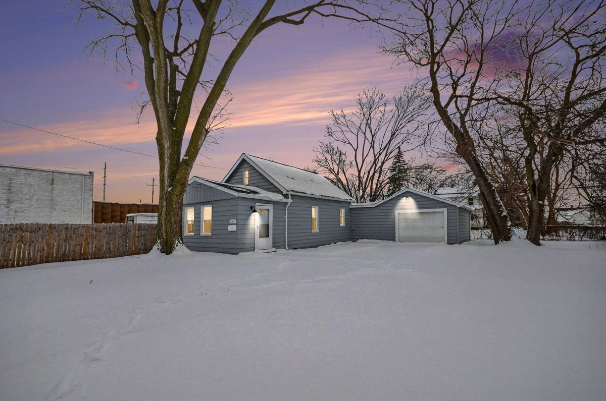 House for rent at 20801 Elroy, Warren, MI 48089