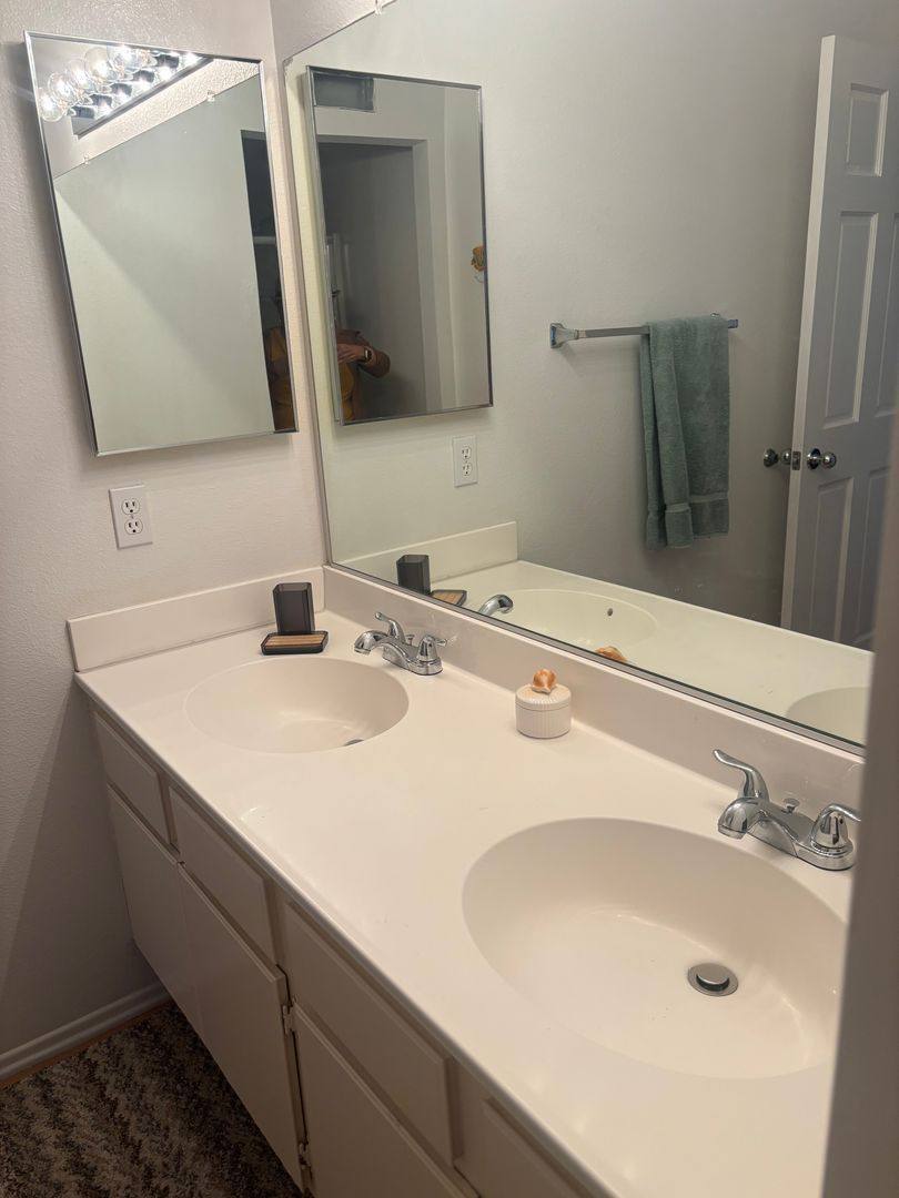 House for rent at 12481 Pacoima Rd, Victorville, CA 92392