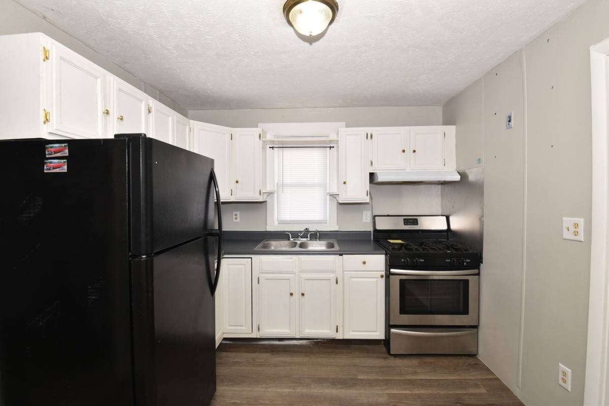 House for rent at 1918 N Byrkit Ave, Mishawaka, IN 46545