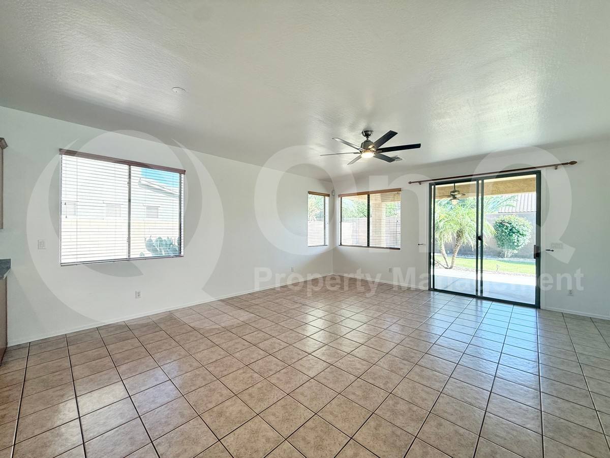 House for rent at 2135 E Grand Canyon Dr, Chandler, AZ 85249