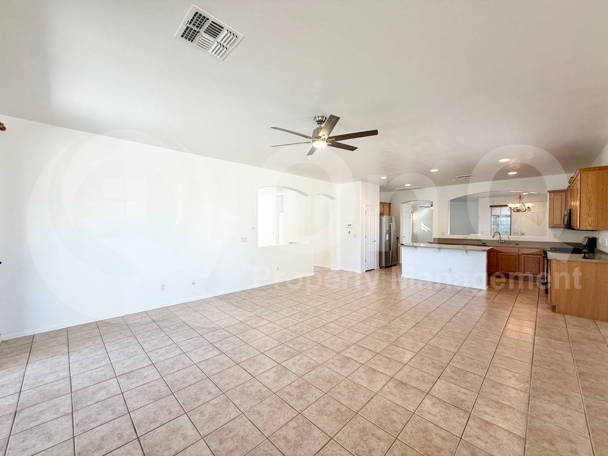 House for rent at 2135 E Grand Canyon Dr, Chandler, AZ 85249