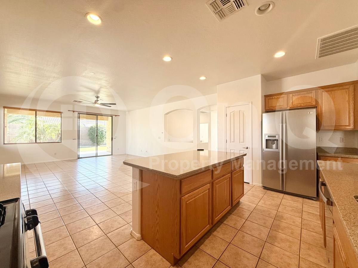 House for rent at 2135 E Grand Canyon Dr, Chandler, AZ 85249