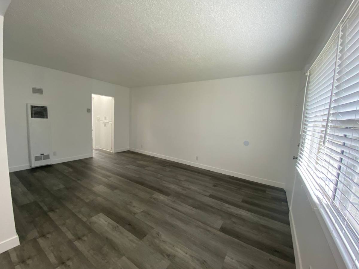 Apartment for rent at 4215 Don Tomaso Dr, Los Angeles, CA 90008