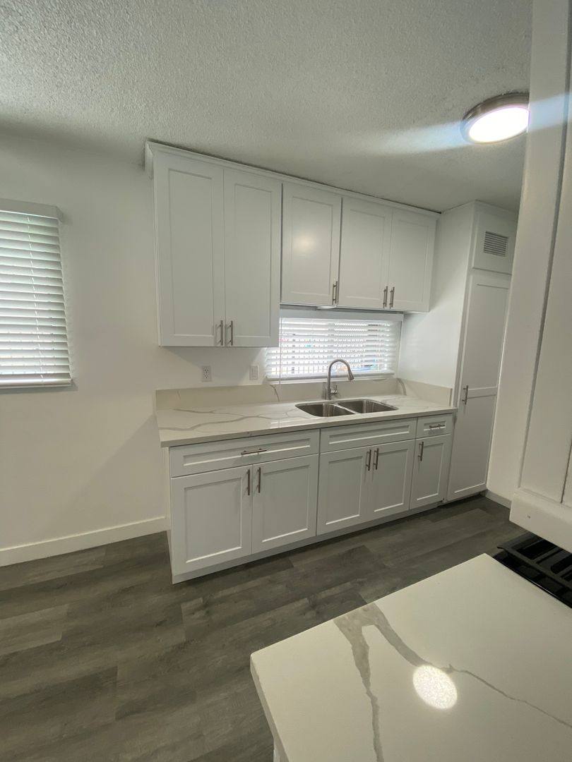 Apartment for rent at 4215 Don Tomaso Dr, Los Angeles, CA 90008
