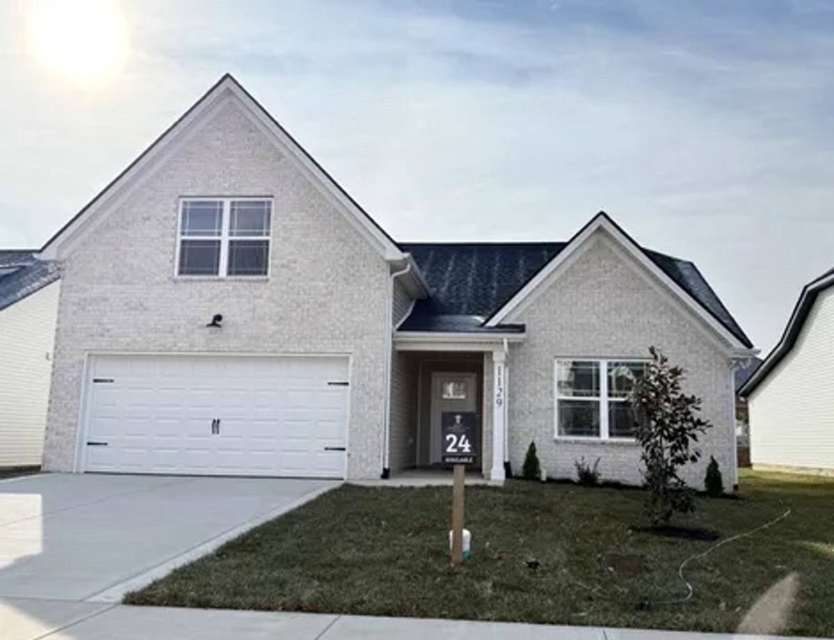 1129 Javier Dr, Springfield, TN 37172