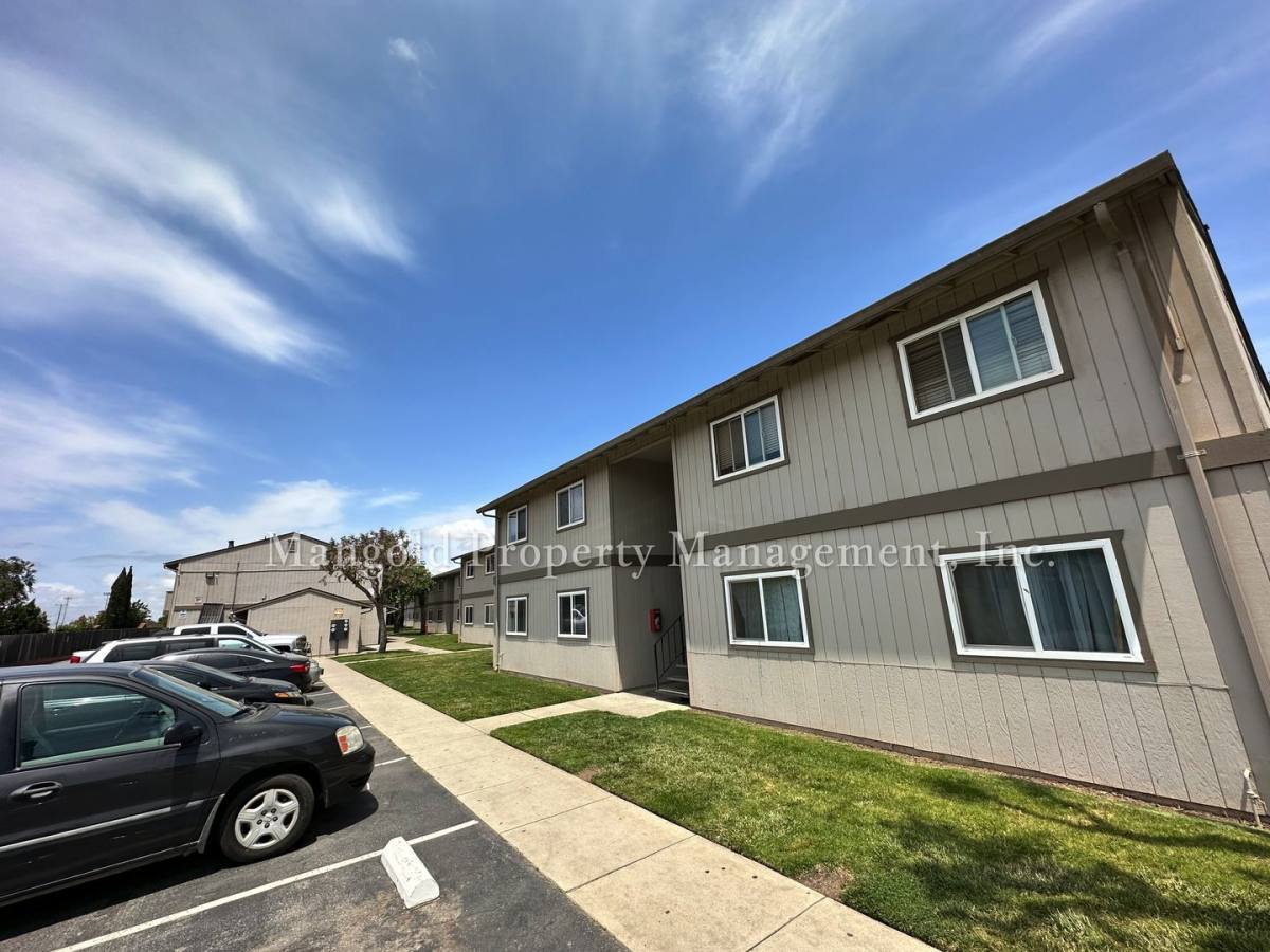 Townhouse for rent at 785 Fifth St, Gonzales, CA 93926