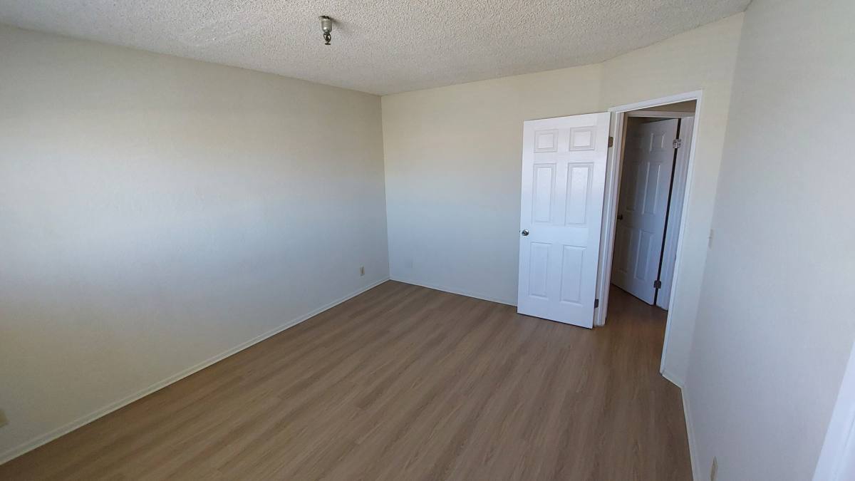 Apartment for rent at 4040 W 130th St #6, Hawthorne, CA 90250