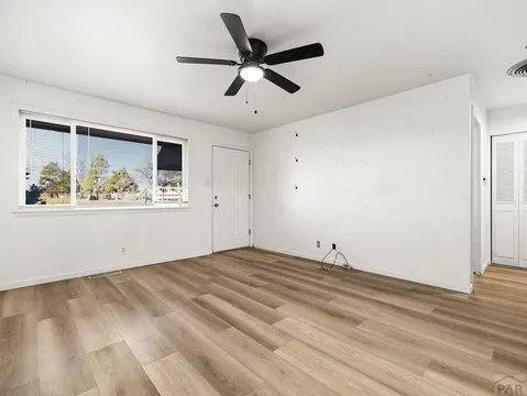 Apartment for rent at 1632 Hollywood Dr, Pueblo, CO 81005
