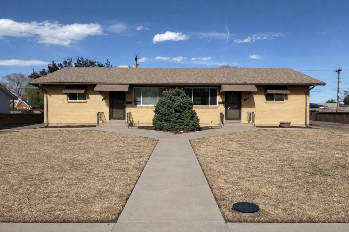 Apartment for rent at 1632 Hollywood Dr, Pueblo, CO 81005