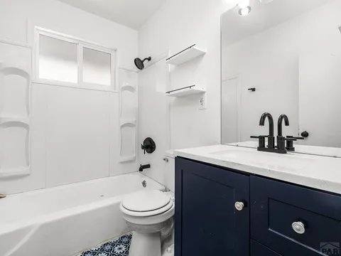 Apartment for rent at 1632 Hollywood Dr, Pueblo, CO 81005